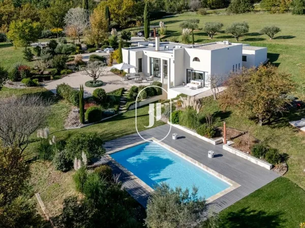 Maison contemporaine d'esception avec vue panoramique à vendre à 