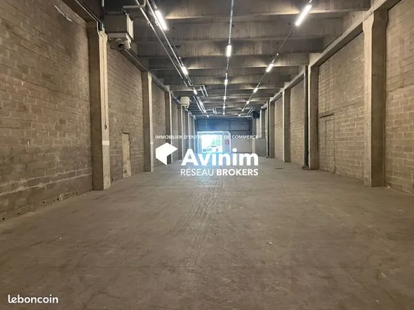 Local commercial 5214 m² 
