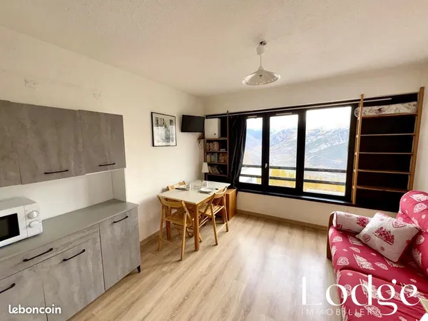 Studio 1 pièce 18 m² 