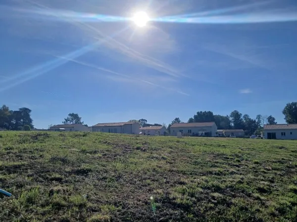 Terrain 761 m² 
