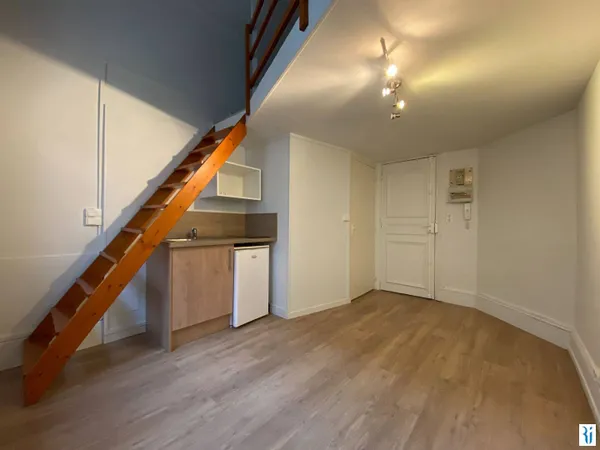 Appartement 1 pièce 13 m² 