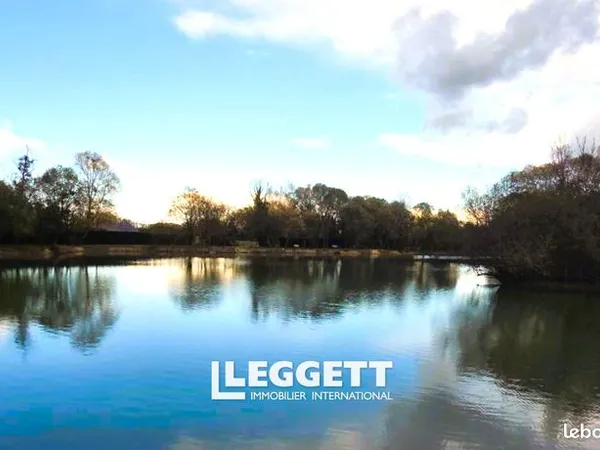 Terrain 10000 m² 