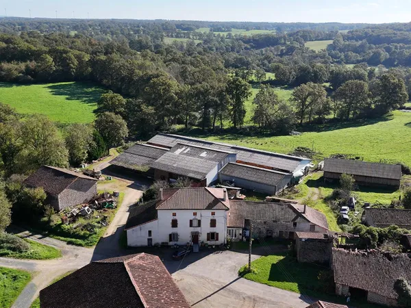 Ferme de 97 hectares 