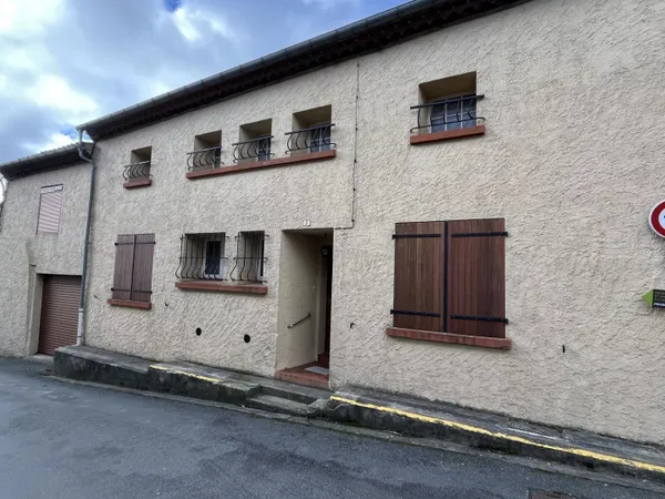 Maison de village avec jardin et garages Les Cammazes (81) 