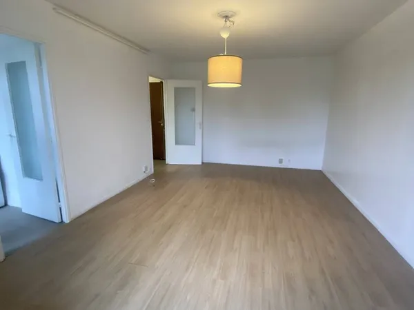 Studio 1 pièce 27 m² 