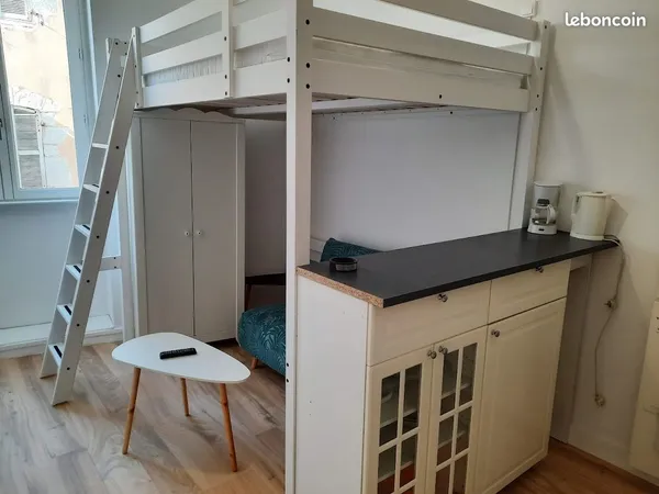 Studio meublé centre ville toutes charges comprises 