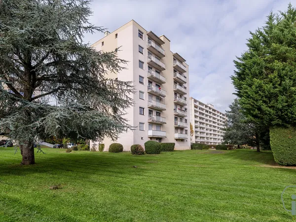 Appartement T3 67m2 - Décines Charpieu - Secteur Le Prainet 