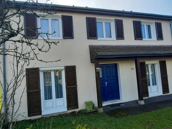 Vente maison dans un quartier calme et recherché 