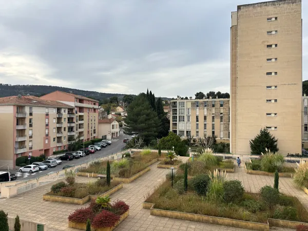 Location Appartement T3/4 78m2 CENTRAL PARC Aubagne 13400 