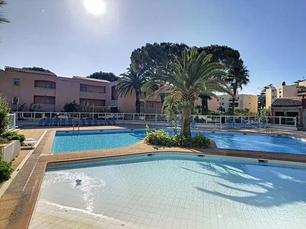 Appartement 1 pièce 33 m² 