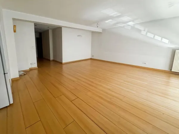 Appartement 2 pièces 72 m² 