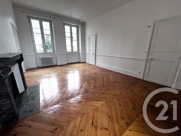 Appartement 5 pièces 130 m² 