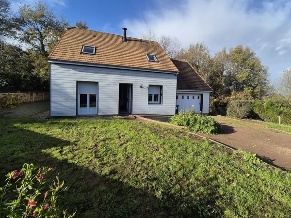 VENTE - MAISON - SECTEUR DE PRECIGNE 