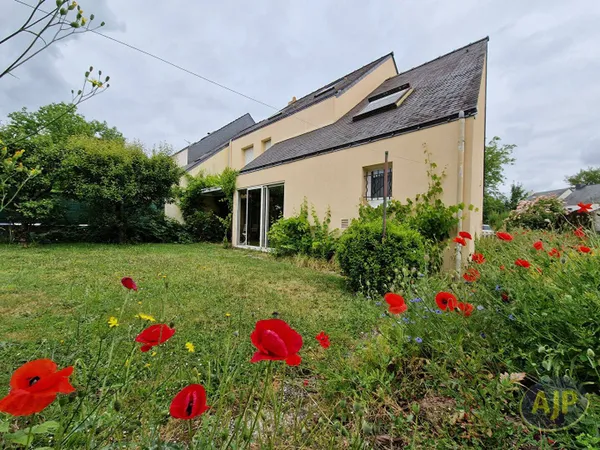 Maison 6 pièces 110 m² 