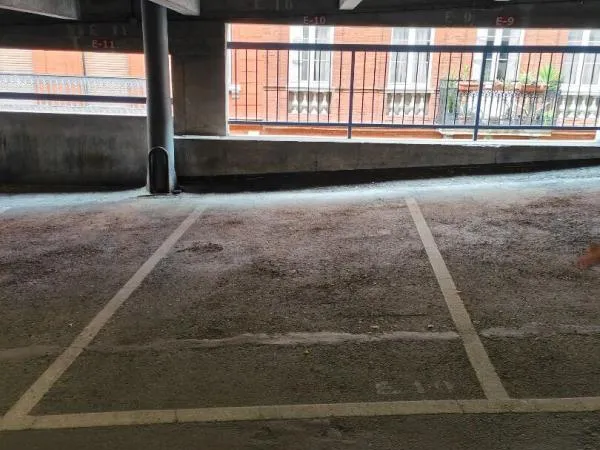 JEAN JAURES PARKING COUVERT 