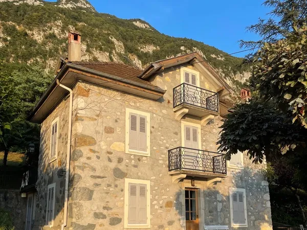 Loue maison 200m² Veyrier-du-Lac - 6 chambres 