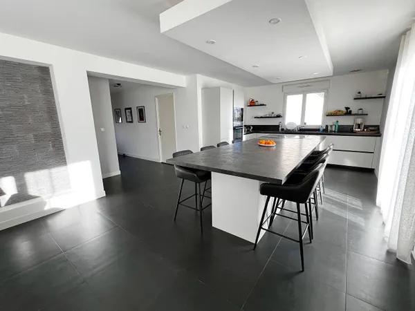 Maison 6 pièces 113 m² 