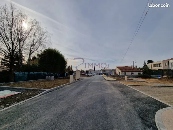 Terrain 323 m² Volx 