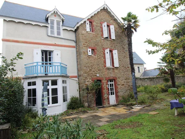 Maison 6 pièces 101 m² 