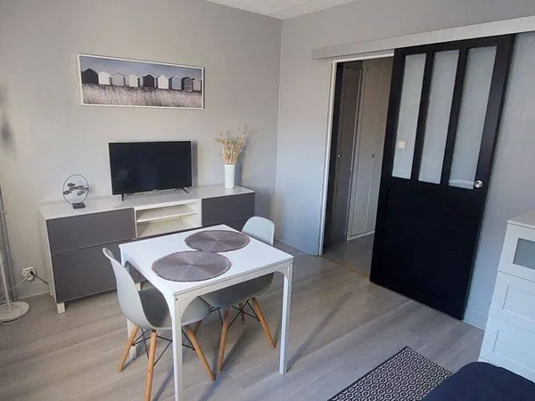 Appartement 1 pièce 18 m² 