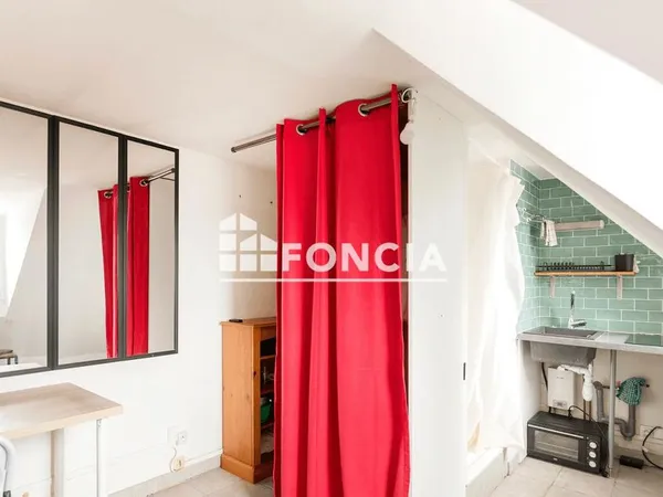 Studette 1 pièce 13 m² 