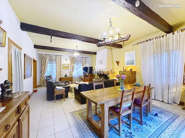 Maison 10 pièces 204 m² 