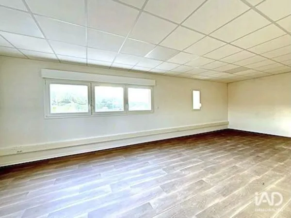 Vente Bureaux 68 m² 