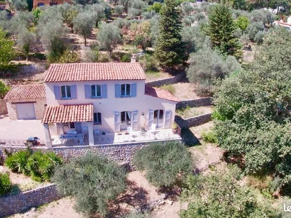 Très belle villa vue baie de Cannes calme absolu 