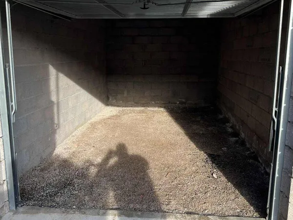 Parking - Garage Location Golbey   50€