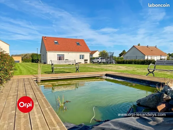 Bureau 6 pièces 88 m² 