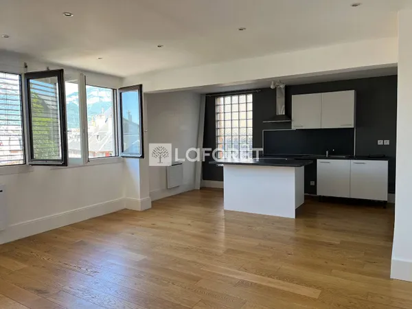 Appartement 3 pièces 85 m² 