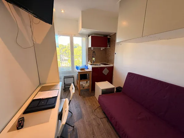 Appartement 1 pièce 10 m² 
