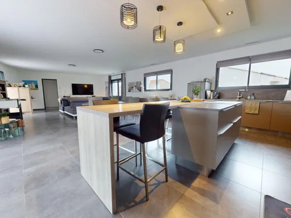Maison 6 pièces 168 m² 