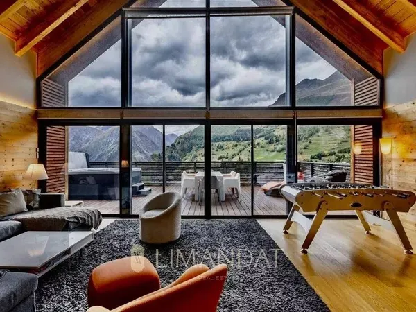 Chalet 6 pièces 193 m² 