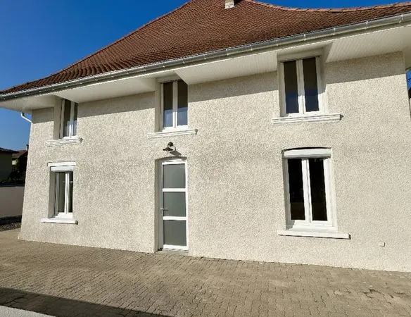 Maison dauphinoise rénovée - Centre-bourg Sillans - 130 m² + combles aménageables 
