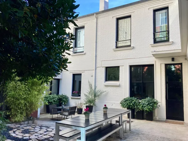 Vends maison lumineuse et calme 