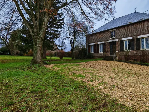VAUCHASSIS Ensemble immobilier à rénover 247 000EUR 