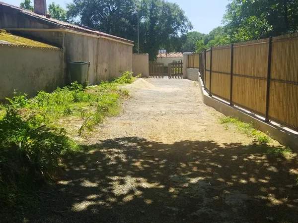 Terrain 1059 m² Bourgneuf 