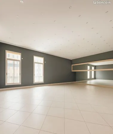 Bureau 90 m² 