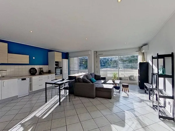 Appartement 1 pièce 53 m² 