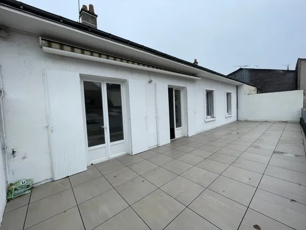Appartement 7 pièces 131 m² 