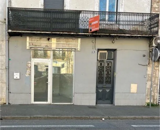 Local commercial / bureaux 