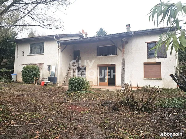 Propriété 7 pièces 220 m² 