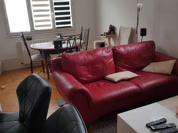 Appartement dans une maison 