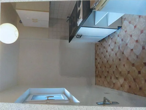 Studio 1 pièce 28 m² 