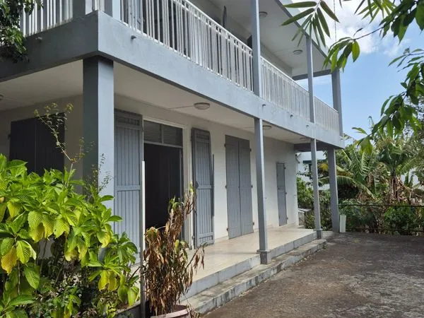 Maison 5 pièces 180 m² 