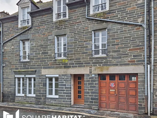 Maison Gouarec 12 pièces 220 m2 