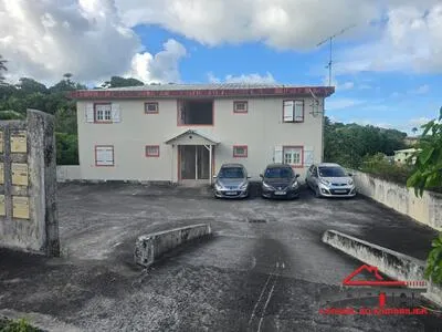 MAGNIFIQUE APPARTEMENT T4 MEUBLE SUR REDOUTE 