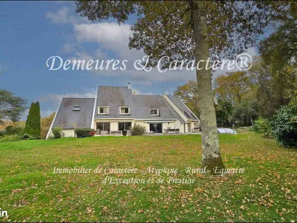 Maison 11 pièces 310 m² 