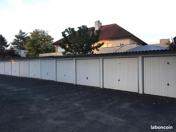 Garage/box 14 m² Soisy Sous Montmorency 